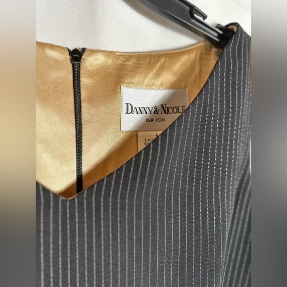 NWT Danny & Nicole Striped Mini Dress - Picture 3 of 4